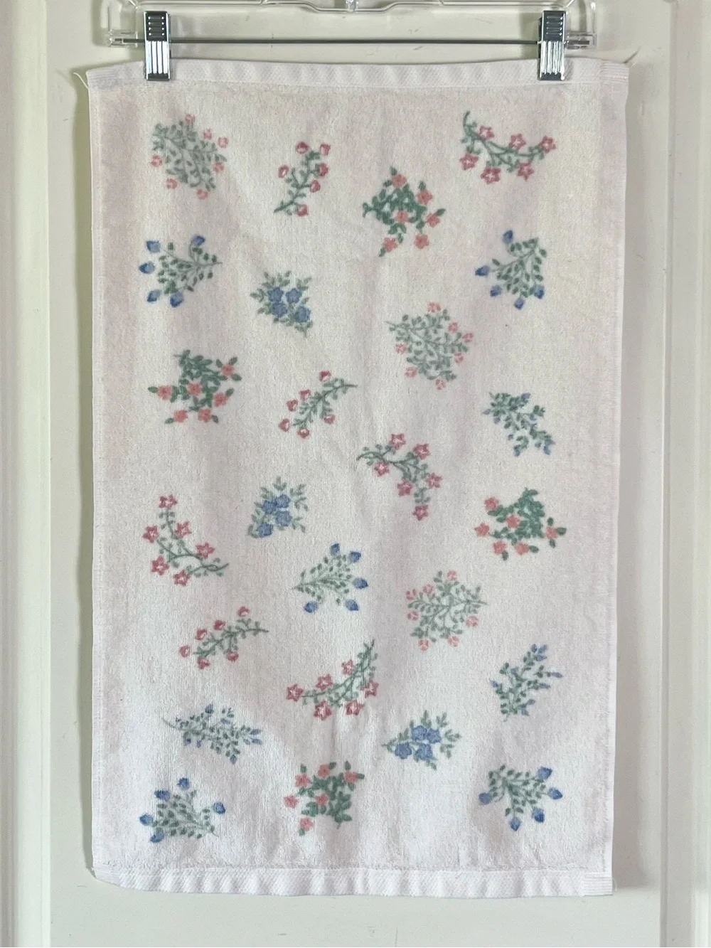 Vintage JCPenney 100% Cotton Hand Towel Blue Green Ditsy Floral 24x15